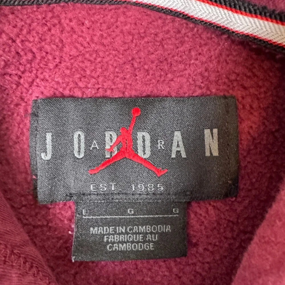 Air Jordan Basketball Hoodie Mens Large Red AOP Pullover Sports Sweatshirt Y2K